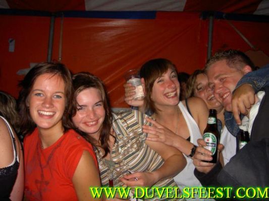 Klik op de foto om originele grootte te bekijken