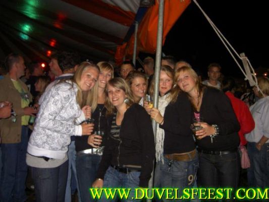 Klik op de foto om originele grootte te bekijken